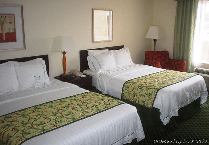 Garner Hotel Macon West By Ihg Экстерьер фото